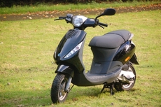 Piaggio Zip 25.JPG